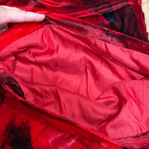 NWT Moschino Abstract Off-The-Shoulder Velour Velvet Dress US 4 Red Cocktail - Picture 13 of 14